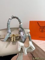 Hermes birkin 20 bag   size : 20x14 cm - Image 4