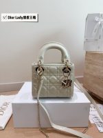 Dior lady dior Patent leather size： 17cm/21cm/24cm - Image 5