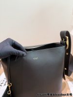 Coach new bag Bleecker28 size : 28*30cm - Image 4
