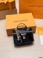 LOUIS VUITTON lv vanity  size : 20 cm - Image 5