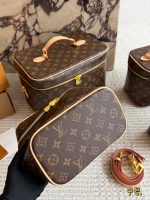 LOUIS VUITTON lv vanity Toiletry Bag size : 16cm 20cm 26cm 30cm - Image 6