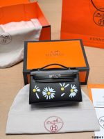 Hermès Kelly 24 crossbody bag size : 24 x14 cm - Image 5