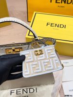 FENDI Peekaboo ISeeU Petite size : 33 x 25cm - Image 5