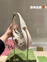 Gucci  Marmont hobo  bag size : 22x11 cm - Image 6