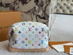 LOUIS VUITTON lv vanity Toiletry  Bag size : 28*16cm - Image 5