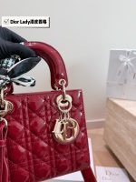 Dior lady dior Patent leather size： 17cm/21cm/24cm - Image 6