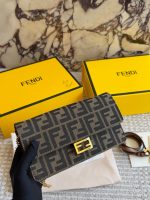 Fendi  woc size：20*10cm - Image 5