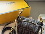 FENDI mini lp vanity  size :  16*10cm - Image 6