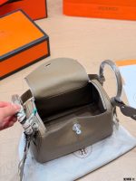 Hermes lindy bag size : 26cm - Image 6
