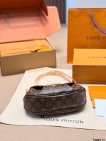 LOUIS VUITTON lv sunset size : 25 x 16cm - Image 5