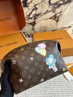 LOUIS VUITTON lv vanity Toiletry Bag size : 28*16cm