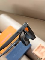 LOUIS VUITTON lv sunglasses - Image 6
