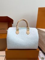 LOUIS VUITTON LV speedy30 cm ostrich - Image 6