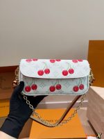 LOUIS VUITTON lv ivy bag size : 22*12cm - Image 6