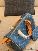 LOUIS VUITTON LV speedy30 cm blue P9 - Image 6