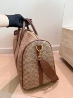 Coach Wesley duffle travel bag size : 41×31×15cm - Image 5