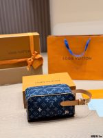 LOUIS VUITTON lv vanity Toiletry Bag size : 25 X 15cm - Image 7