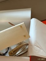 Hermes kelly bag size ：19*12.5cm - Image 8