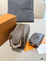 LOUIS VUITTON lv vanity Toiletry  Bag size : 25.5x17x9cm - Image 6
