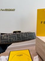 FENDI Baguette hobo bag size : 26cm - Image 7