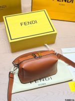 FENDI Box size ：20 13cm - Image 9