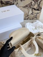 DIOR lady dior  cream white size : 20cm / 17cm - Image 9