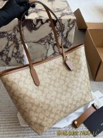 Coach City Tote hobo size : 32.5x29x16cm - Image 8