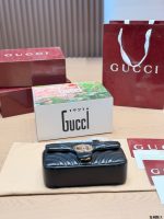 GUCCI marmont bag size : 26*15cm , 22*13cm - Image 9
