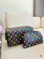 LOUIS VUITTON lv vanity Toiletry Bag size : 28*16cm - Image 9