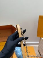 LOUIS VUITTON lv ivy bag size : 22*12cm - Image 4