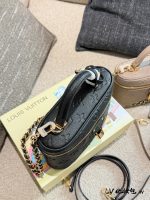 LOUIS VUITTON lv vanity  bag size :19×11.5×6.5cm - Image 8