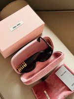 MIUMIU sunglasses
