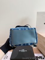 COACH Riya backpack size : 20×25 cm - Image 8