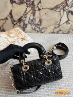 DIOR lady dior joy Patent leather size :  22 cm - Image 8