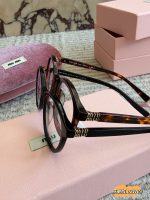 MIUMIU sunglasses