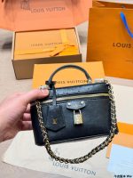 LOUIS VUITTON  lv vanity  size : 16 X 18 cm - Image 9