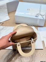 DIOR lady dior beige  size : 20cm - Image 10