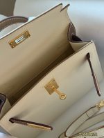Hermes kelly bag size ：19*12.5cm - Image 7