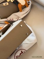 Hermes kelly bag size : 19*12.5cm - Image 9
