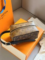 LOUIS VUITTON lv vanity Toiletry Bag size : 19X12 cm - Image 8
