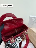 Dior lady dior Patent leather size： 17cm/21cm/24cm - Image 10