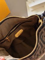 FENDI mini lp vanity  size :  16*10cm - Image 2