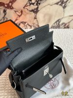 Hermes kelly bag size : 24 x 18cm - Image 10