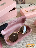 MIUMIU sunglasses - Image 10