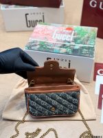 Gucci  Marmont mini chain  bag size :16.5×9.5×4.5cm - Image 9