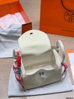 Hermes lindy bag size : 26cm - Image 8