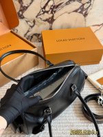 LOUIS VUITTON LV Speedy Cargo Vibe size : 28 x 17cm - Image 8