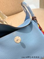 Hermes lindy bag size : 26cm - Image 11
