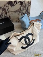 Chanel Coco Beach 26 bag  size : 33 x 28cm - Image 4