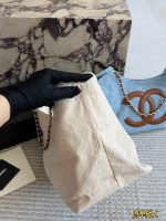 Chanel Coco Beach 26 bag  size : 33 x 28cm - Image 5